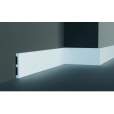 Напольный плинтус с гладким профилем Gaudi decor CR956