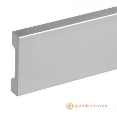 Напольный плинтус с гладким профилем Cezar Цезарь LPC-23 Silver