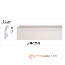 Напольный плинтус с гладким профилем Classic home HM-72082