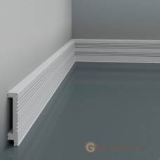 Напольный плинтус с гладким профилем Европласт 6.53.705